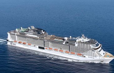 Круизный лайнер MSC Grandiosa