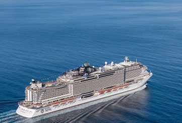 Круизный лайнер MSC Seaview